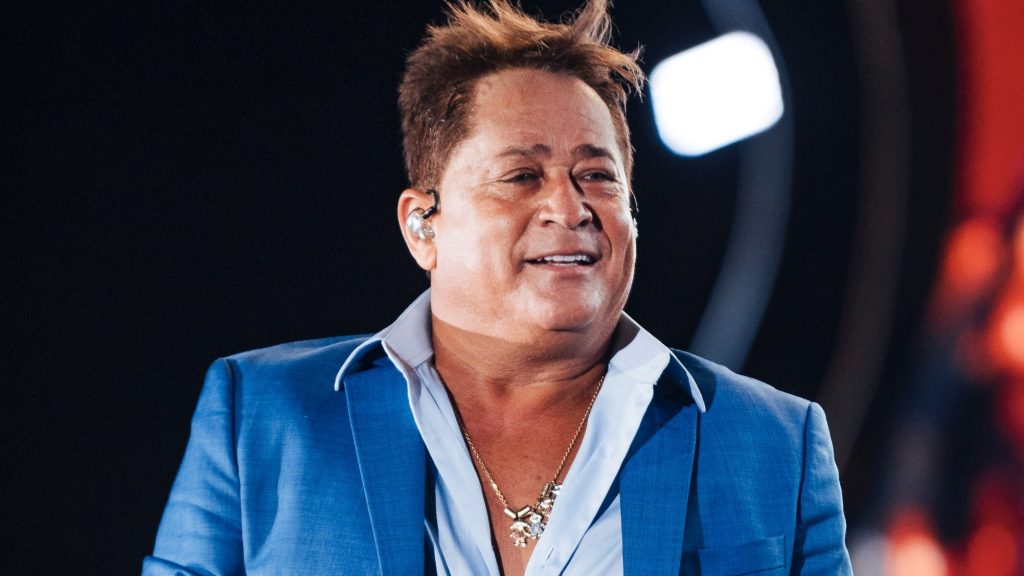 Leonardo recicla ‘lados B’ do próprio repertório em gravação ao vivo de show programado para maio em São Paulo
