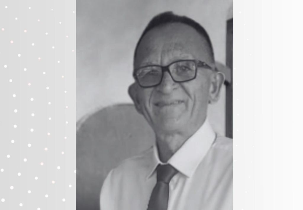 Eletricista leva choque e morre ao retirar celular da tomada durante chuva