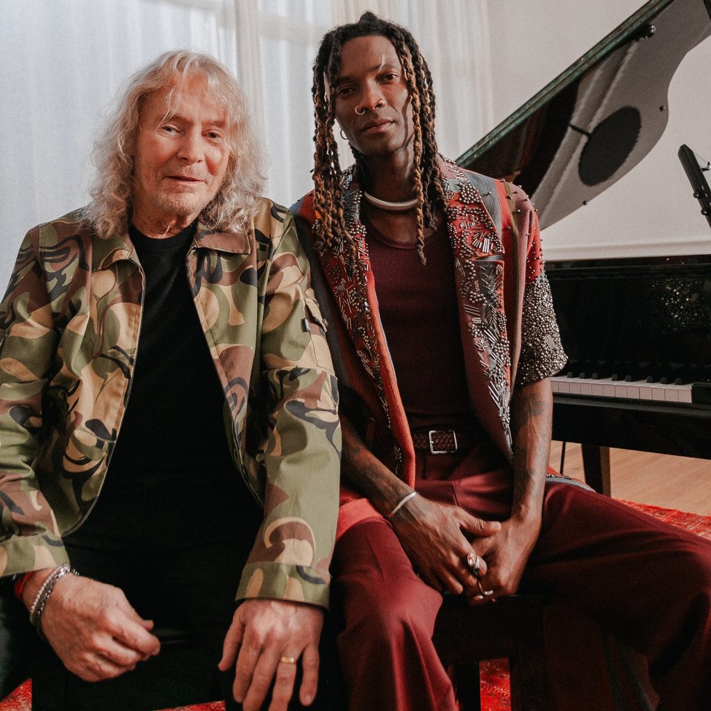 Jonathan Ferr recebe Marcos Valle e Pedro Bial em ‘Lar’, álbum em que o pianista e cantor vai do jazz ao soul