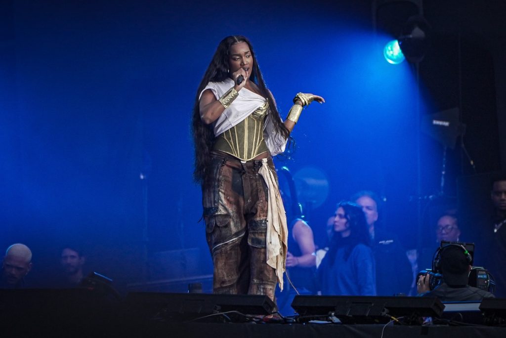 Iza diz que sua era reggae ‘demorou para começar’: ‘é algo que me acompanha desde sempre’