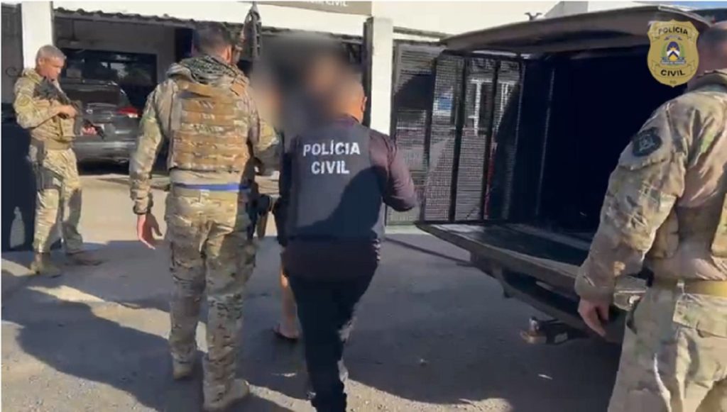 Salário de R$ 26 mil e buscas na web: o que se sabe sobre a prisão do ex-gerente suspeito de desvio milionário